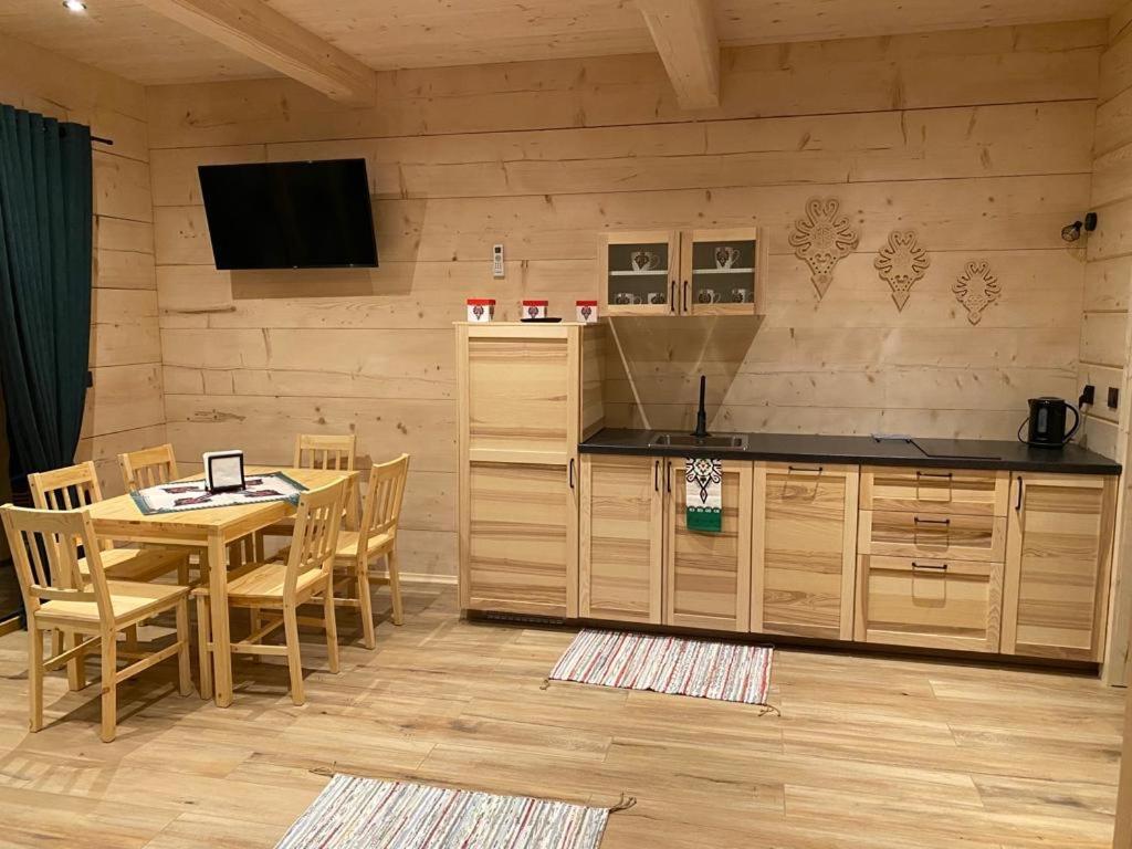 Góralskie Domki u Topora Czarny Dunajec Exterior foto